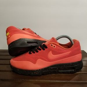 Nike Air Max 1 Infrared Black Sz 8.5